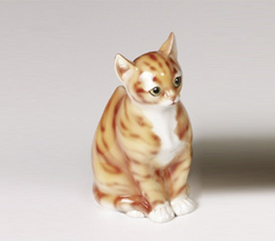 Katte Toiletbørsteholder - porcelænsfigur set fra en anden vinkel