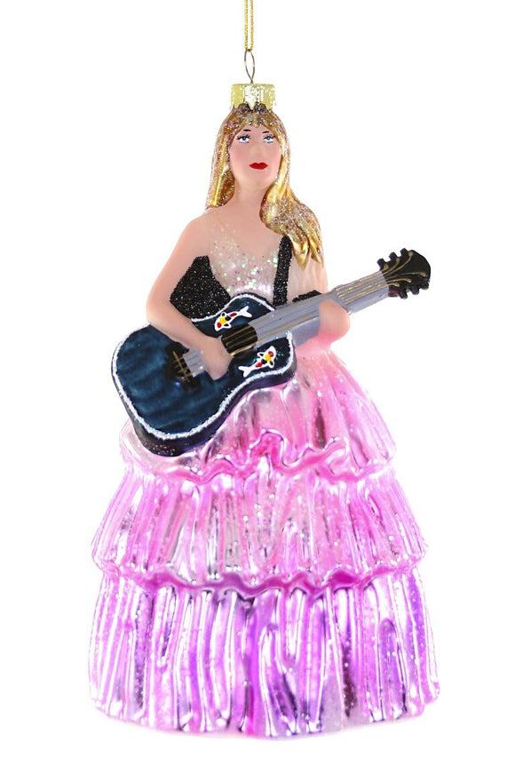 Taylor Swift juleornament i glas med lyserød glimmerkjole og guitar