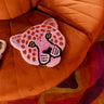 Pink leopardhoved tæppe fra Doing Goods
