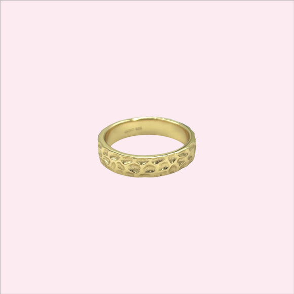 Amo ring fra Goio Galore - unik boligindretning